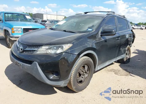 2015 Toyota Rav4 Le z USA, uszkodzony, nr VIN 2T3ZFREV6FW232900